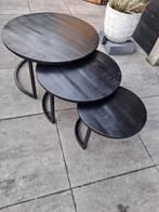 3 zwarte salontafels van mangohout merk Goossens.Ø74cm, Ophalen, Gebruikt, 50 tot 100 cm, Rond