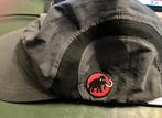 Mammut cap / Grijs met mooi rood loge, Ophalen of Verzenden, Zo goed als nieuw, Kleding