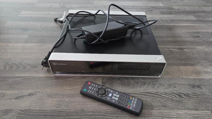 Media Center (2019) Silverstone Milo ML02B-MXR, Computers en Software, Computerbehuizingen, Gebruikt, Ophalen of Verzenden