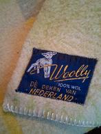 Woolly 100% wollen deken.
210 x 160
Gebruikte staat.
( Wol), Ophalen of Verzenden