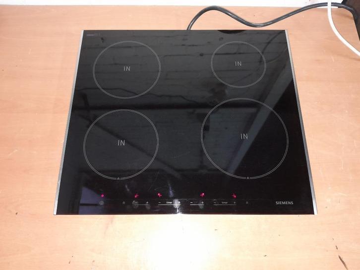 NETTE 60CM BREDE SIEMENS EH77754EU INDUCTIE KOOKPLAAT TE KOO, Witgoed en Apparatuur, Kookplaten, Gebruikt, Inbouw, Inductie, 4 kookzones