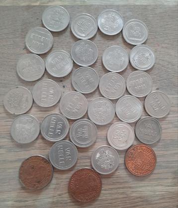 31 penningen van Van Nelle.  beschikbaar voor biedingen