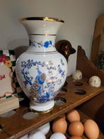 Witte vaas met pauwen decoratie, Antiek en Kunst, Ophalen of Verzenden