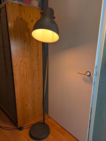Ikea Hektar staande lamp  beschikbaar voor biedingen