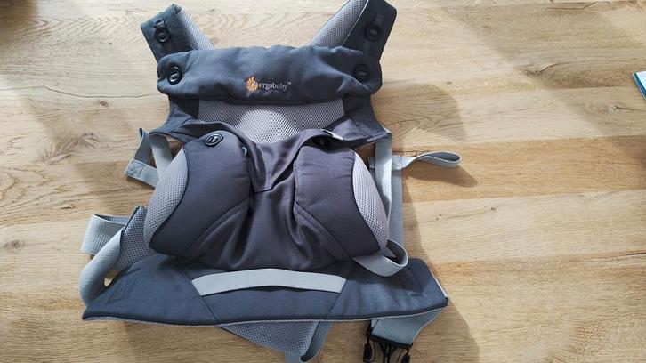 Babydrager Ergobaby omni 360 incl baby insert en warme hoes, Kinderen en Baby's, Babydragers en Draagdoeken, Zo goed als nieuw