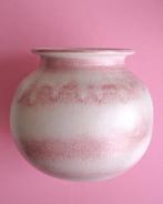 Vintage 60s 70s bol vaas keramiek roze crème retro design, Antiek en Kunst, Verzenden