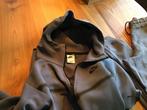 Nike Tech Fleece Trainingspak - Grijs - Maat S, Kleding | Heren, Sportkleding, Fitness, Ophalen of Verzenden, Zo goed als nieuw