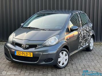 Toyota Aygo 1.0-12V Comfort Navigator |NIEUWE APK| beschikbaar voor biedingen