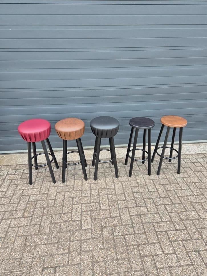 Barkrukken horeca restaurant mancave bar, Huis en Inrichting, Barkrukken, Zo goed als nieuw, 60 tot 90 cm, 5 krukken of meer, Ophalen