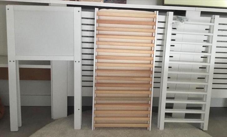 IKEA wiegje 40x80 cm met matras, Kinderen en Baby's, Kinderkamer | Bedden, Gebruikt, Minder dan 140 cm, Minder dan 70 cm, Matras