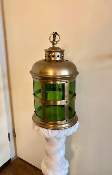 Antieke Arts & Crafts hanglamp messing geblazen rond glas. beschikbaar voor biedingen