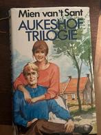 Aukeshof Trilogie - Mien van 't Sant, Boeken, Ophalen of Verzenden, Gelezen, Nederland