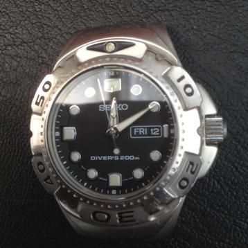 PROFESSIONELE VINTAGE SEIKO DIVER'S, 200 METER beschikbaar voor biedingen