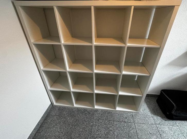 IKEA KALLAX Kast, Huis en Inrichting, Woonaccessoires | Cd- en Dvd-rekken, Zo goed als nieuw, Cd's, Hout, Ophalen of Verzenden
