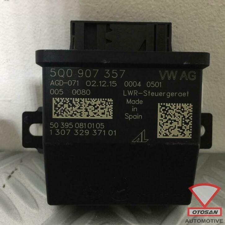 vw tiguan 5na 2018 hoogteregeling xenon koplamp 5q0907357, Auto-onderdelen, Verlichting, Volkswagen, Gebruikt, Ophalen of Verzenden