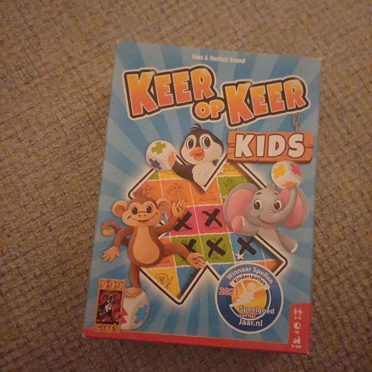 Keer op Keer Kids - Leuk dobbelspel!, Hobby en Vrije tijd, Gezelschapsspellen | Bordspellen, Nieuw, Een of twee spelers, Drie of vier spelers