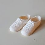 Vintage Barbie, Skipper, Ricky schoentjes wit Philippines, Verzamelen, Ophalen of Verzenden, Kleertjes