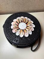 Ronde rietgevlochten Boho/Ibiza tas met schelpen, Ophalen of Verzenden, Nieuw, Beige, Shopper