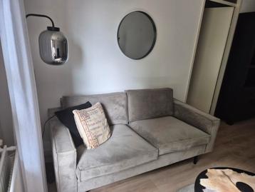 Complete woonkamer te koop beschikbaar voor biedingen