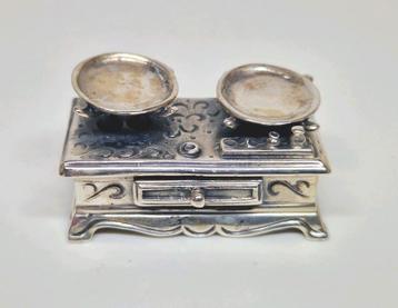 Zilveren miniatuur weegschaal 925 Italië. beschikbaar voor biedingen