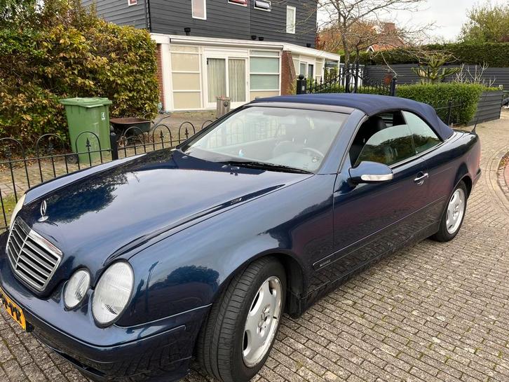 Clk 200  bouwjaar 2000, Auto's, Mercedes-Benz, Particulier, S-Klasse, Benzine, Automaat, Blauw, Overige bekleding, Ophalen