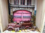 Diorama American La France verlaten brandweer auto, Hobby en Vrije tijd, Modelbouw | Figuren en Diorama's, Verzenden, Zo goed als nieuw