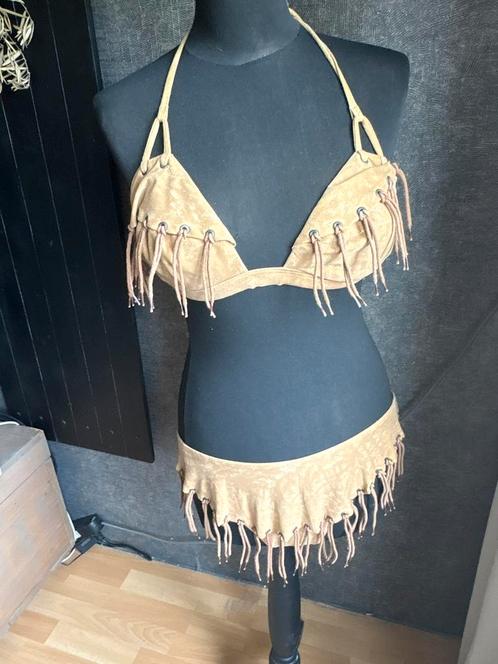 Nicole Oliver gave suede look fringe bikini mt 40 ZGAN, Kleding | Dames, Badmode en Zwemkleding, Zo goed als nieuw, Bikini, Groen