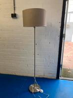 Moderne vloerlamp met ronde voet, 100 tot 150 cm, Modern, Gebruikt, Metaal