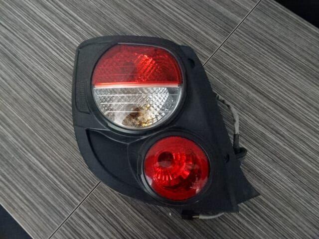 Achterlicht Chevrolet Aveo bj 2011 5d links., Auto-onderdelen, Verlichting, Chevrolet, Gebruikt, Ophalen of Verzenden