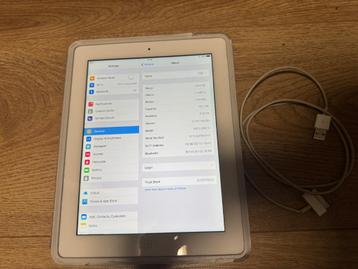 iPad 3rd gen met kabel beschikbaar voor biedingen