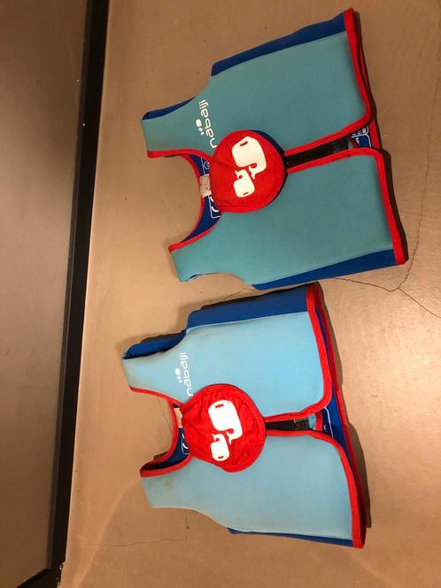 Zwemvest drijfvest Nabaiji 15-18 kg, Kinderen en Baby's, Babykleding | Baby-zwemkleding, Zo goed als nieuw, Zwem-accessoire, Jongetje of Meisje