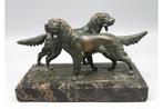 c a 1900 = twee honden = gesigneerd ==fraai bronzen beeld, Ophalen of Verzenden, Brons