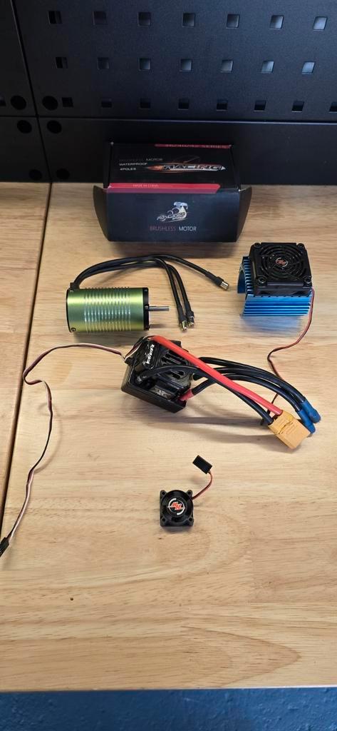 Brushless set 6s met nieuwe motor, Hobby en Vrije tijd, Modelbouw | Radiografisch | Auto's, Zo goed als nieuw, Onderdeel, Elektro