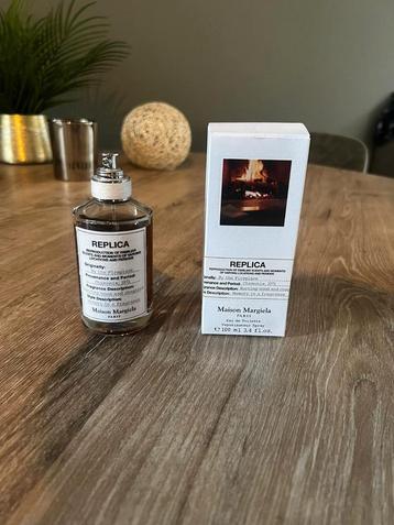 Maison Margiela – Replica By the Fireplace   beschikbaar voor biedingen