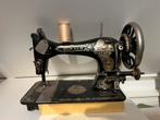 Antieke naaimachine, Antiek en Kunst, Ophalen of Verzenden