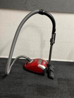 Nette compacte Miele S4212 stofzuiger . 2000 watt ., Ophalen of Verzenden, Gebruikt