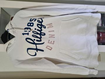 Zgan Tommy Hilfiger sweater, mt S beschikbaar voor biedingen
