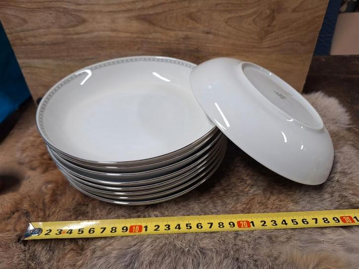 Arzberg Germany Diepe Borden - Set van 9, Huis en Inrichting, Keuken | Servies, Zo goed als nieuw, Bord(en), Effen, Porselein
