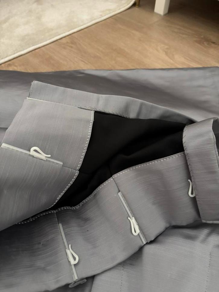 Grijs parelmoer Overgordijnen met Glans (nog nieuw), Huis en Inrichting, Stoffering | Gordijnen en Lamellen, Zo goed als nieuw