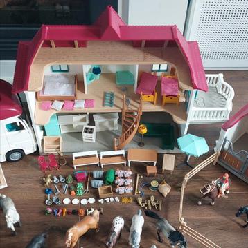 Schleich woonhuis met stal beschikbaar voor biedingen