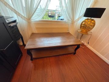 Salontafel beschikbaar voor biedingen