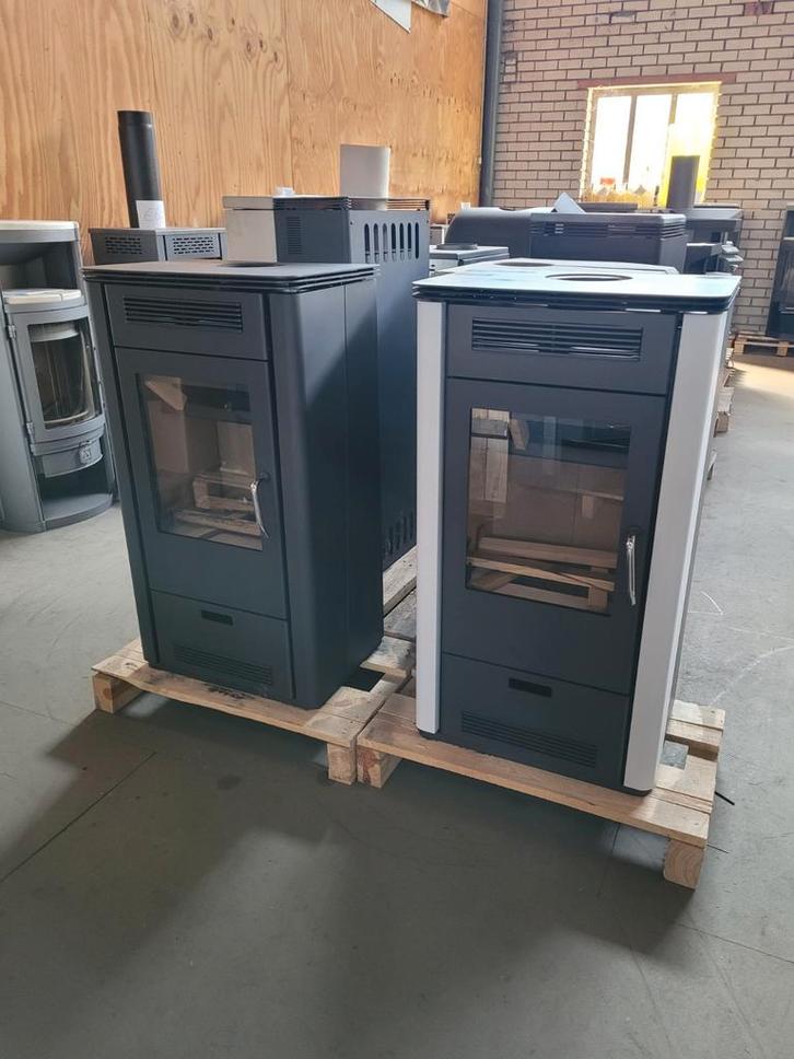 Nieuwe kachel 7 kw A klasse 84,5% verbranding, Huis en Inrichting, Kachels, Nieuw, Vrijstaand, Houtkachel, Hout, Ophalen of Verzenden