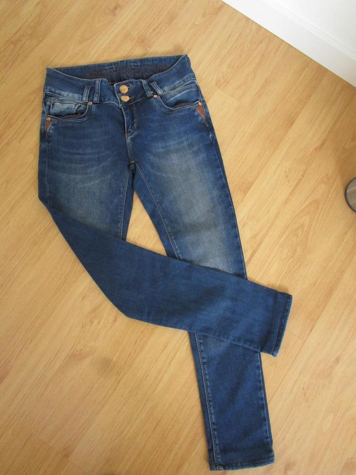 Desperado spijkerbroek - taillemaat 30, Kleding | Dames, Spijkerbroeken en Jeans, Zo goed als nieuw, W30 - W32 (confectie 38/40)