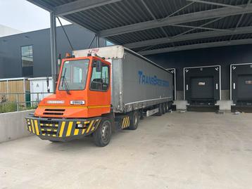 Terberg Terminal Trekker met Oplegger beschikbaar voor biedingen