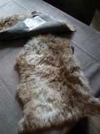 Vachtjes, Huis en Inrichting, Woonaccessoires | Plaids en Woondekens, Ophalen of Verzenden