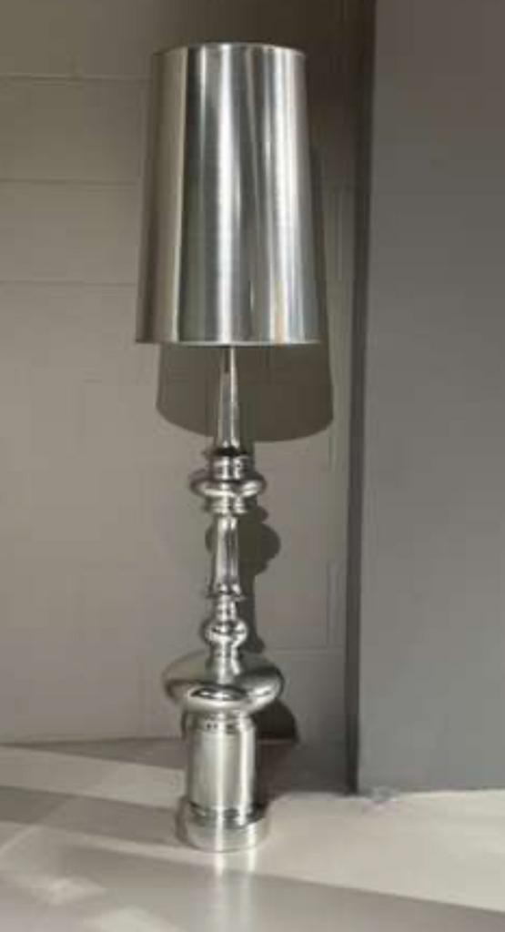 Zilveren Staande Lamp Lampadaire - Nieuwstaat, Huis en Inrichting, Lampen | Vloerlampen, Nieuw, 150 tot 200 cm, Metaal, Ophalen