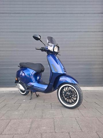Superdikke vespa sprint 2takt!  beschikbaar voor biedingen