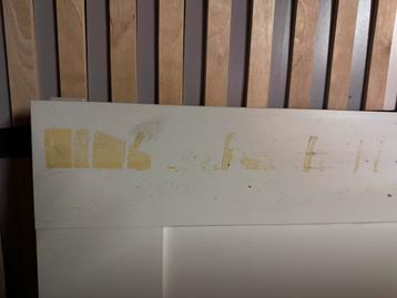 IKEA bedframe met lattenbodems 140x200cm - afbeelding 5