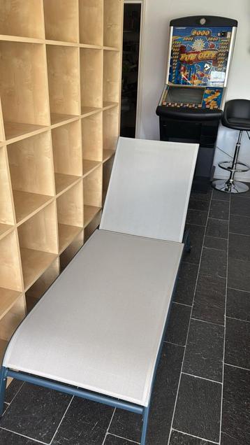 Zonnebed, nog nieuw. beschikbaar voor biedingen