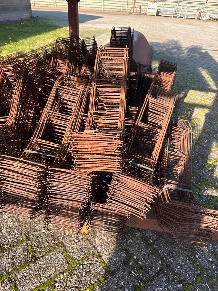 Supportliggers 130mm - Gebruikt, Doe-het-zelf en Verbouw, Metalen, Nieuw, IJzer, Ophalen